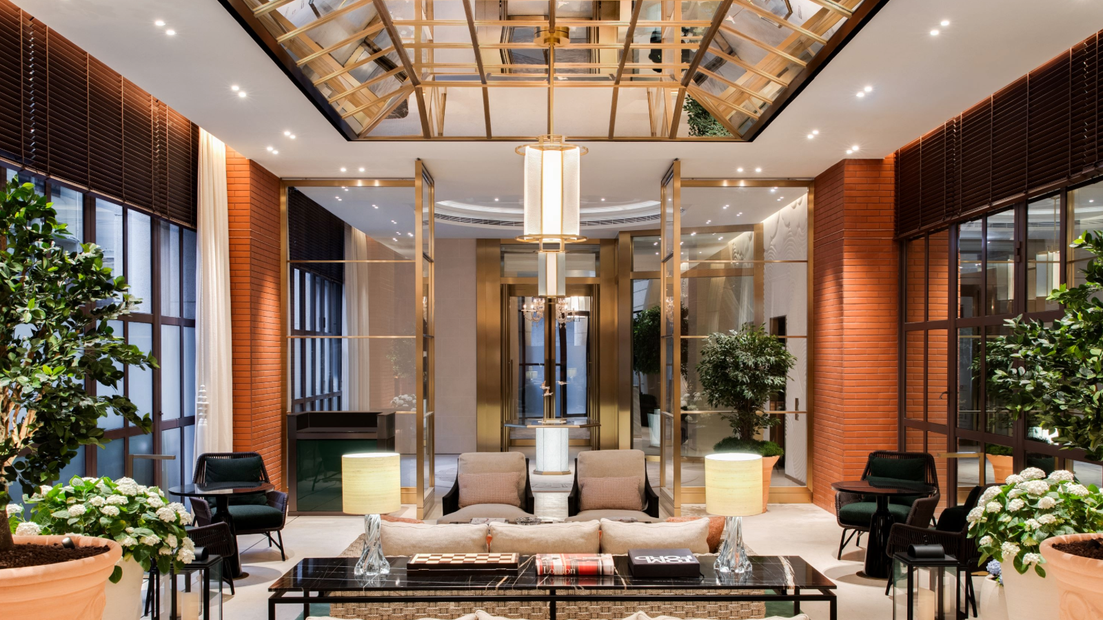 Backlit by shafts of natural light, serenity is served in this French-inspired courtyard. Meet with friends, unwind with a glass of wine or simply escape with a good book in this intimate space.